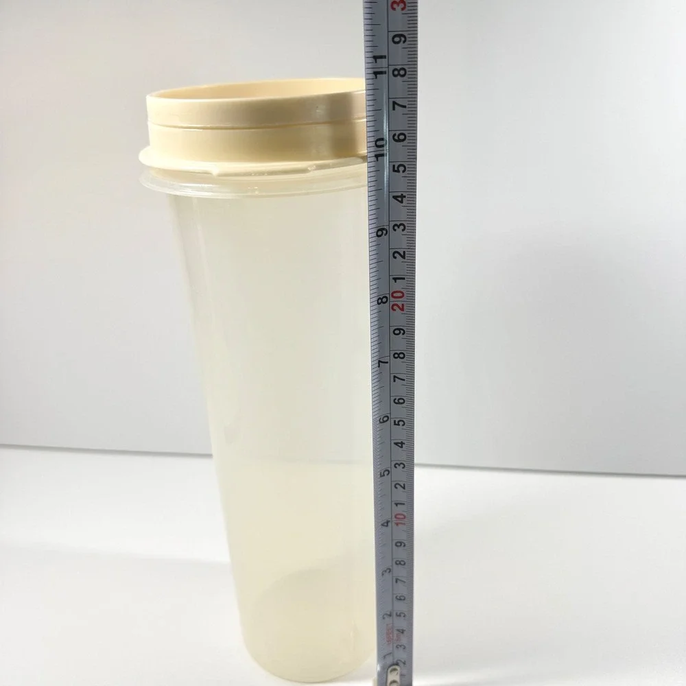 RUBBERMAID Vintage Spaghetti Dispenser 0110 Almond Lid Portion Control 11 Inch